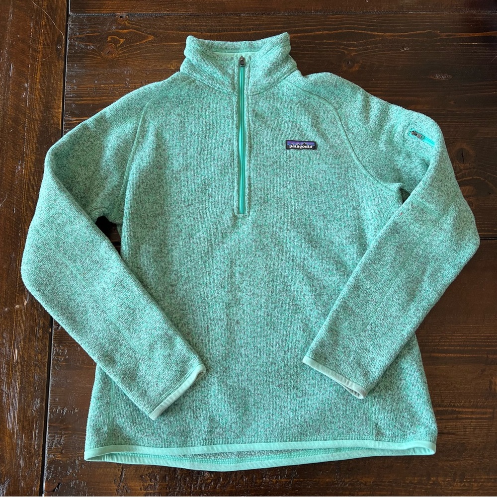 Women’s Patagonia quarter zip